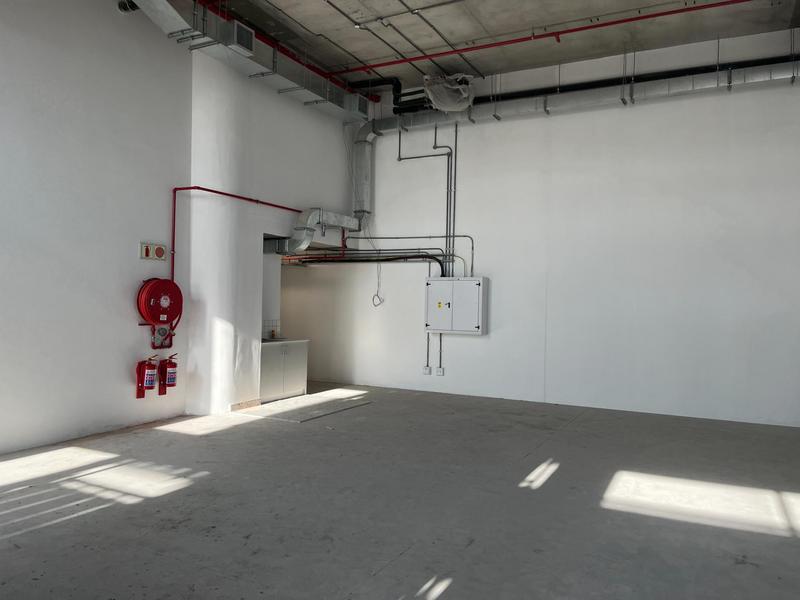 To Let Commercial Property for Rent in Paarden Eiland Western Cape